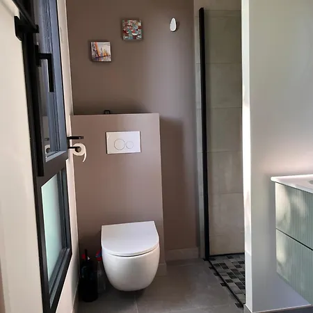 Du Mont Saint Michel Gæstehus 3*