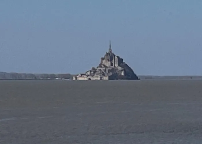 Du Mont Saint Michel 3* Bacilly