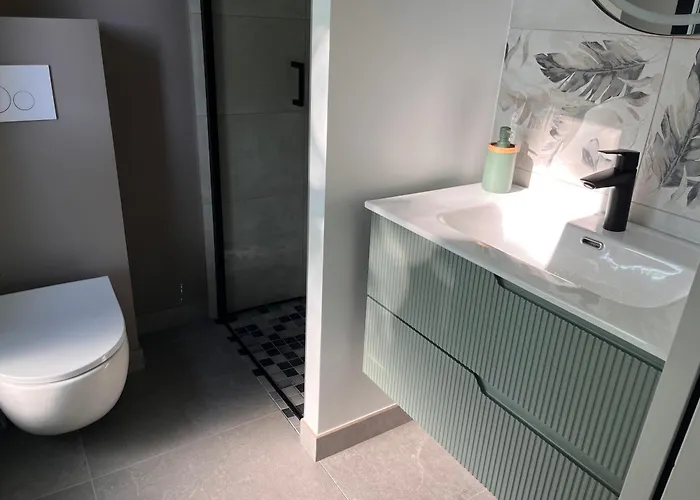 Gasthof Du Mont Saint Michel Bacilly