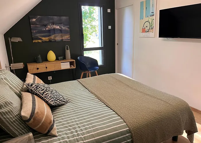 Gasthof Du Mont Saint Michel